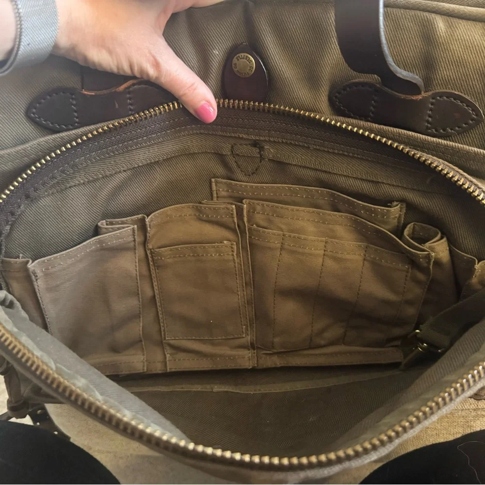 FILSON Original Briefcase Otter - Picture 4 of 13